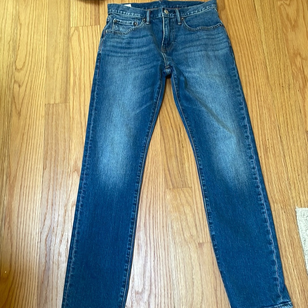 GAP slim fit size 28 x 30 women